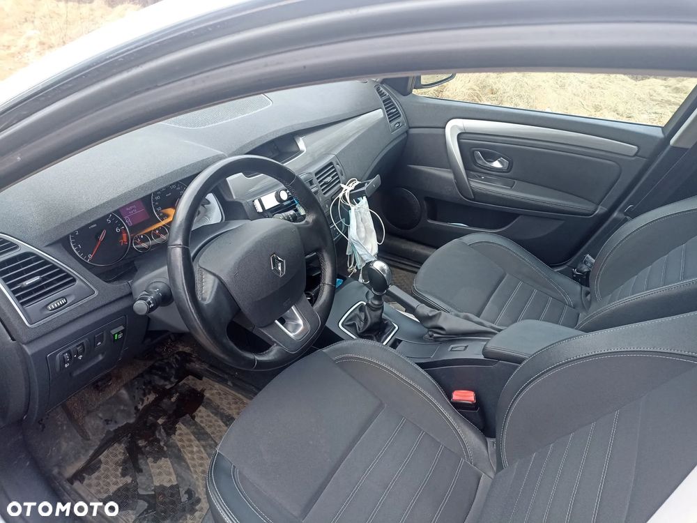 Renault Laguna 2.0 dCi Bose Edition - 22