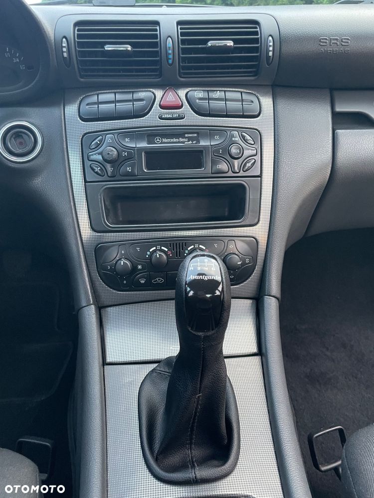 Mercedes-Benz Klasa C 220 CDI Avantgarde - 12