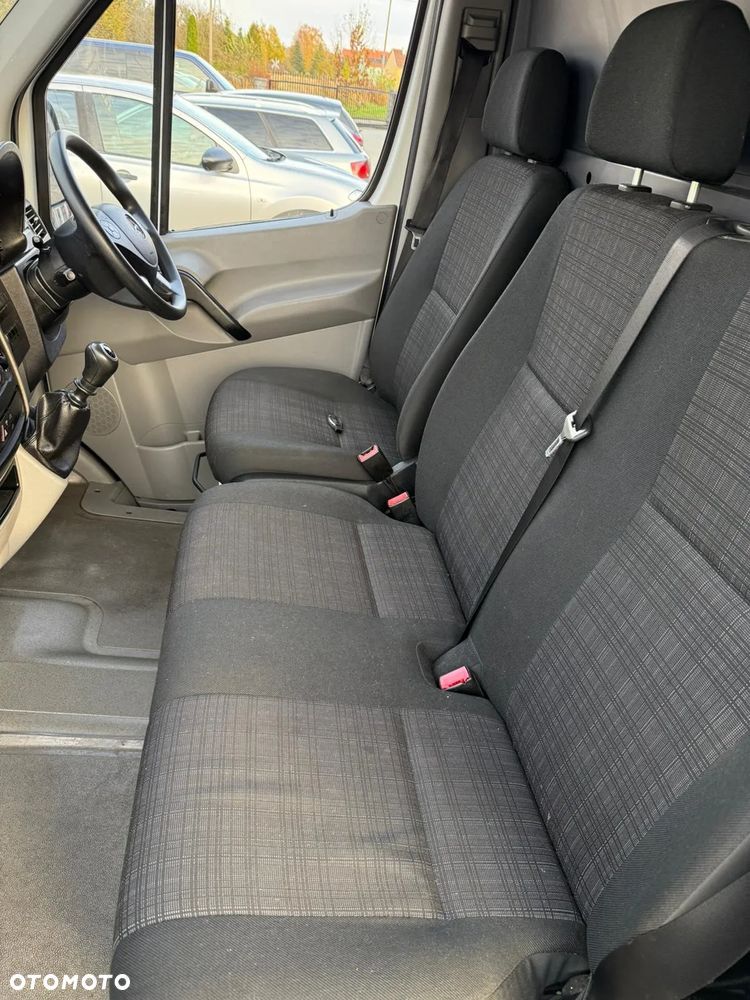 Mercedes-Benz Sprinter - 7