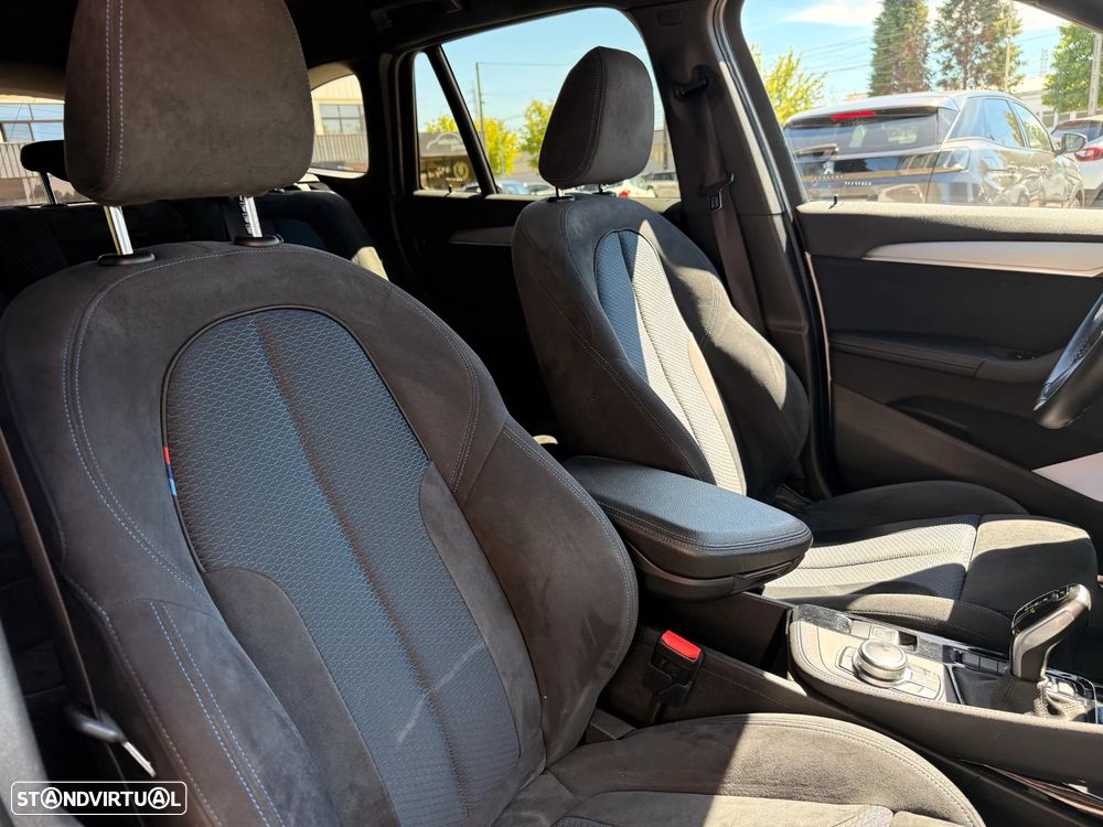 BMW X1 16 d sDrive Auto Pack M — fotografia 12