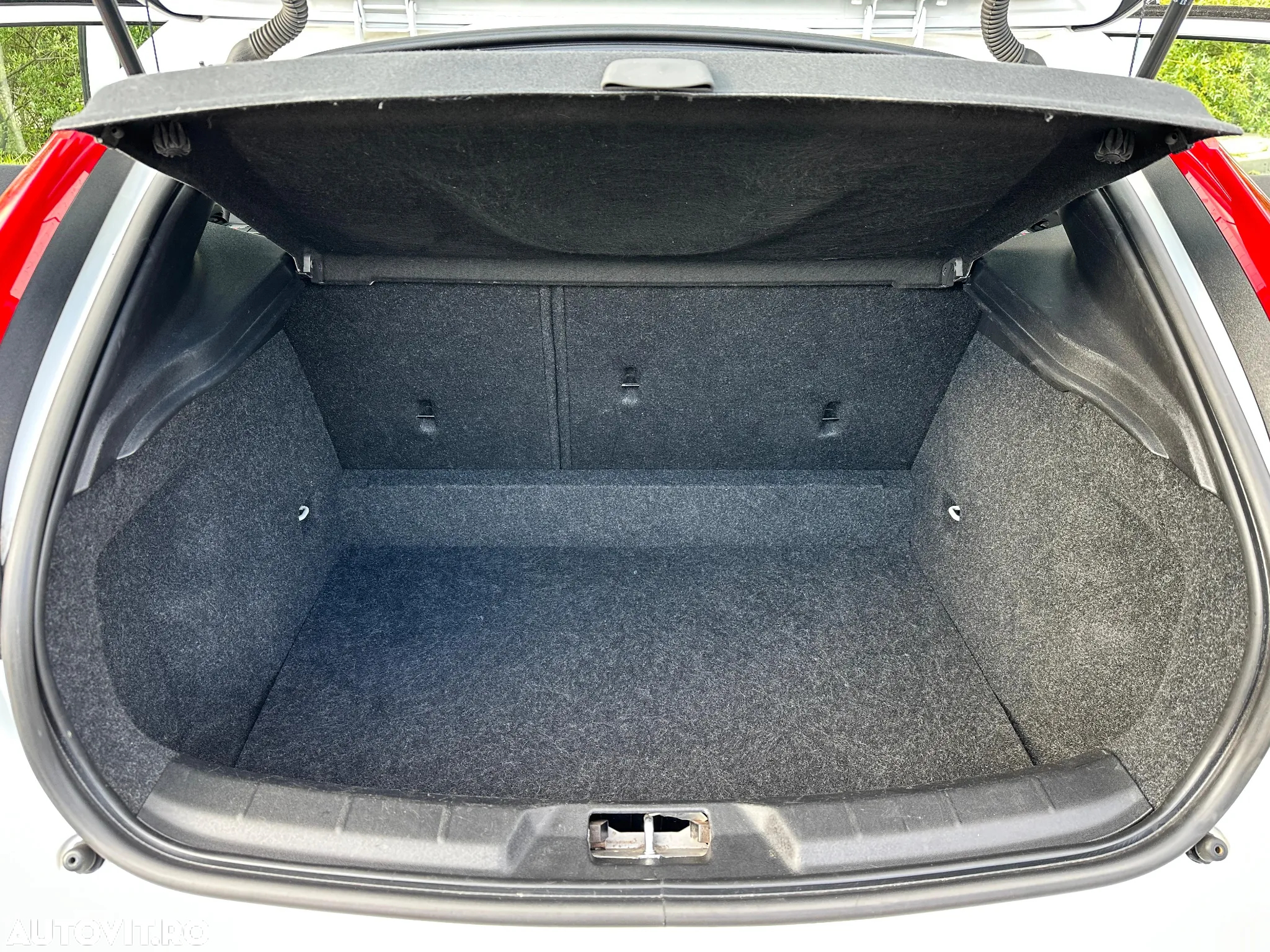 Volvo V40 D2 RDesign - 28