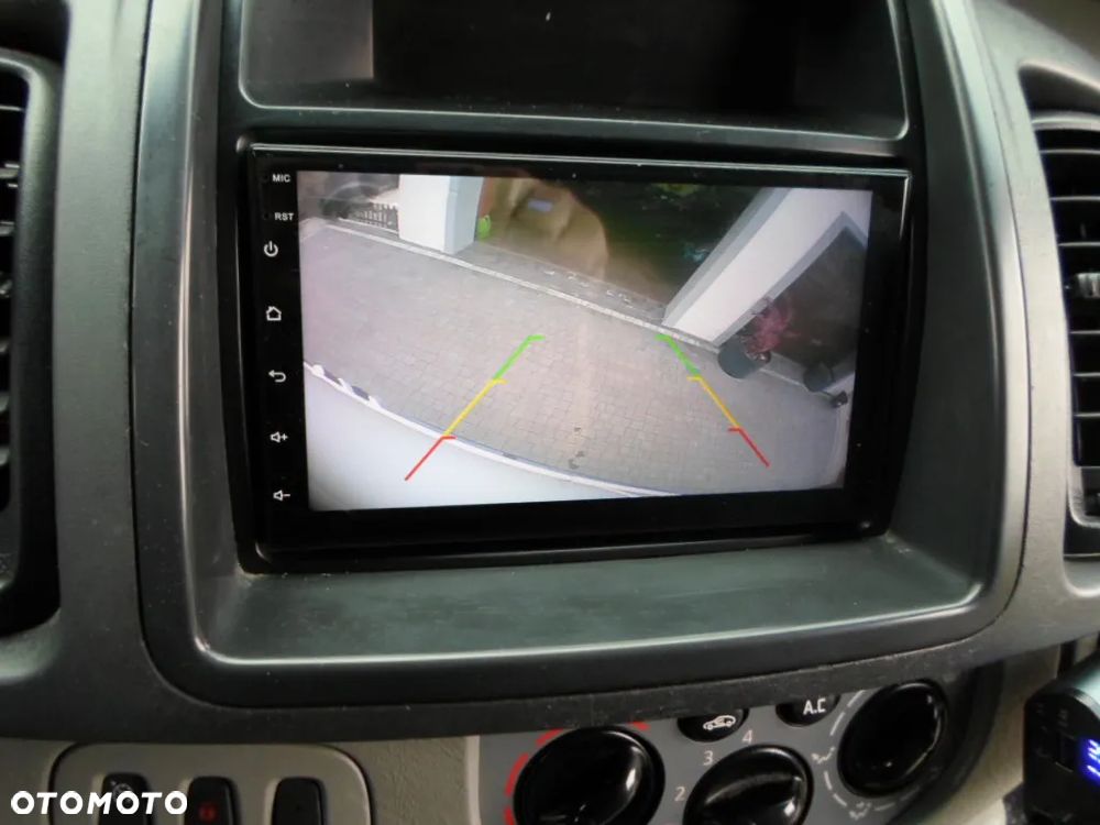 Renault Trafic - 11