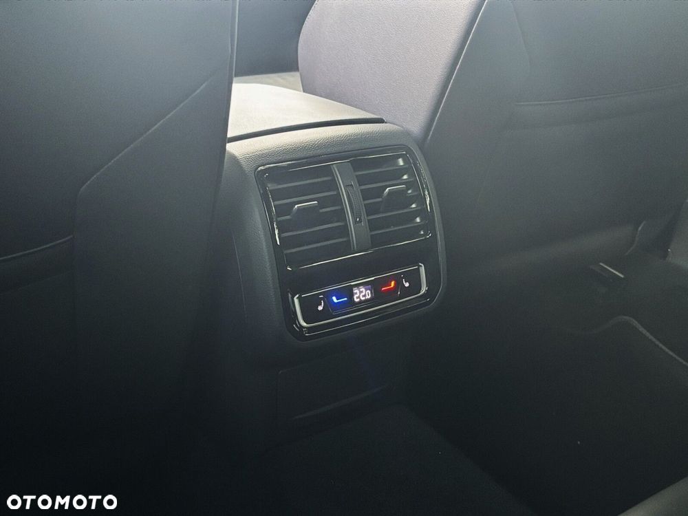 Volkswagen Arteon 2.0 TDI 4Motion R-Line DSG - 26