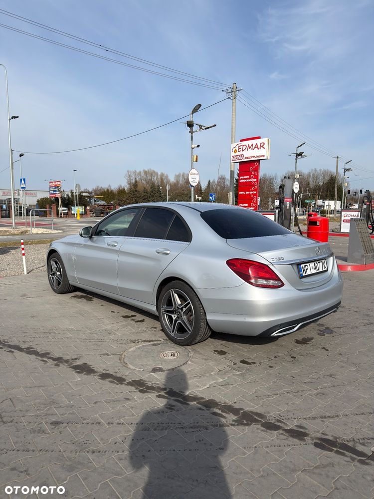 Mercedes-Benz Klasa C 180 - 9