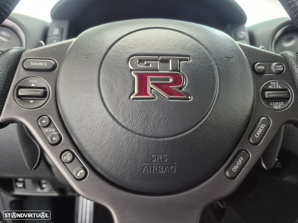 Nissan GT-R 3.8 V6 Black Edition - 33
