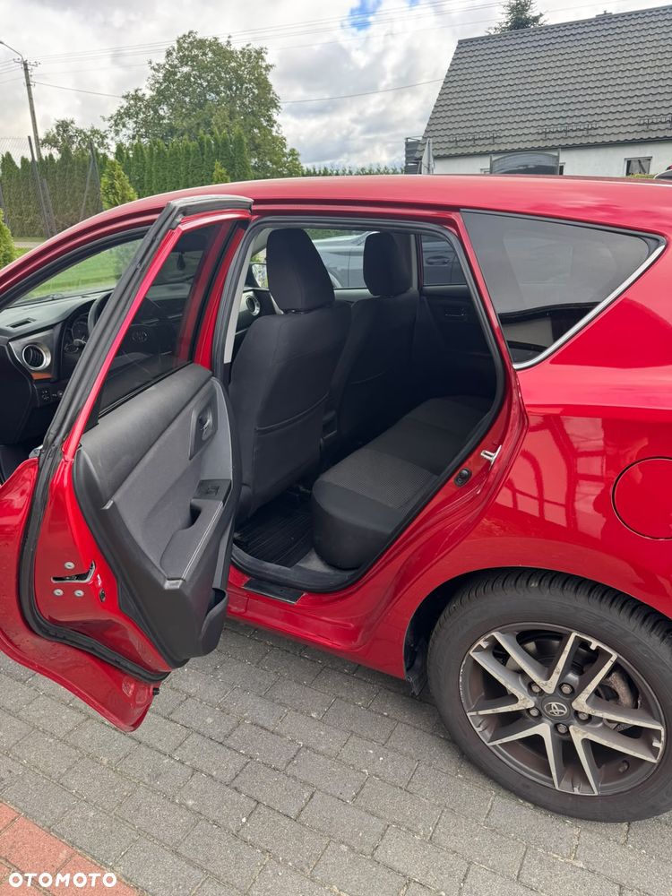 Toyota Auris 1.6 Dynamic - 24