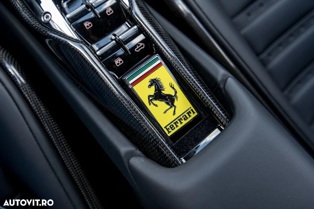 Ferrari 296 GTS - 26