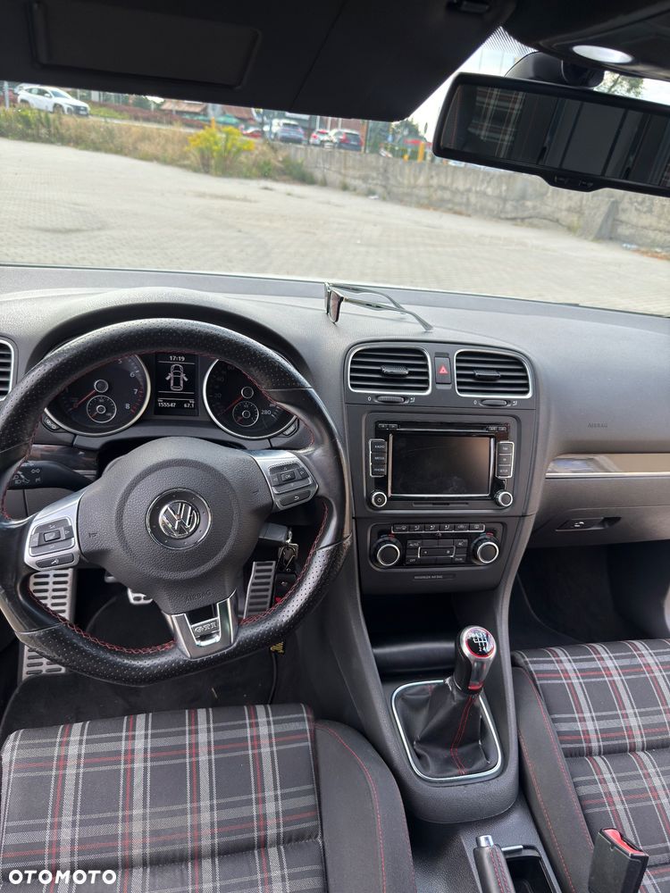 Volkswagen Golf 2.0 GTI - 13