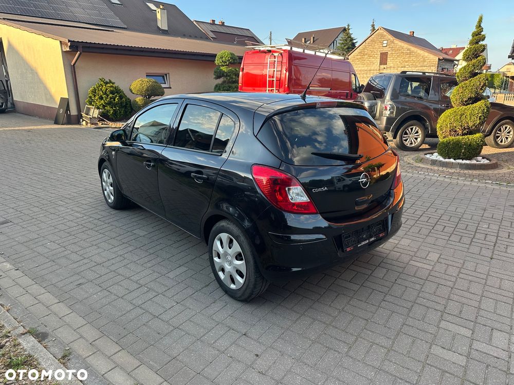 Opel Corsa 1.2 16V Essentia - 6
