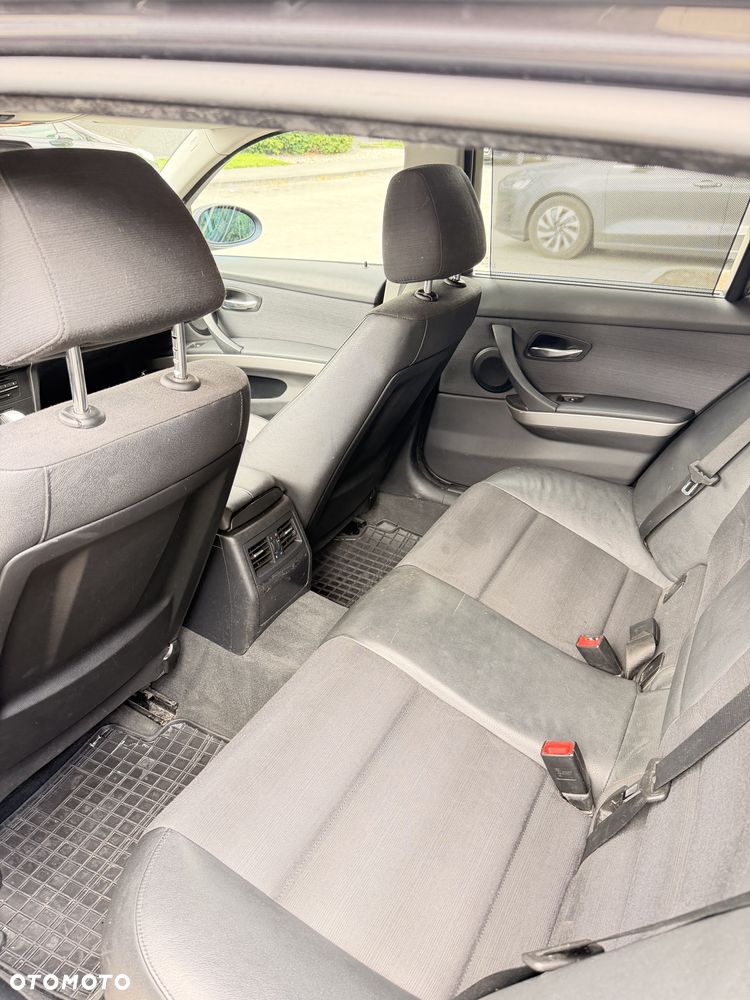 BMW Seria 3 - 16
