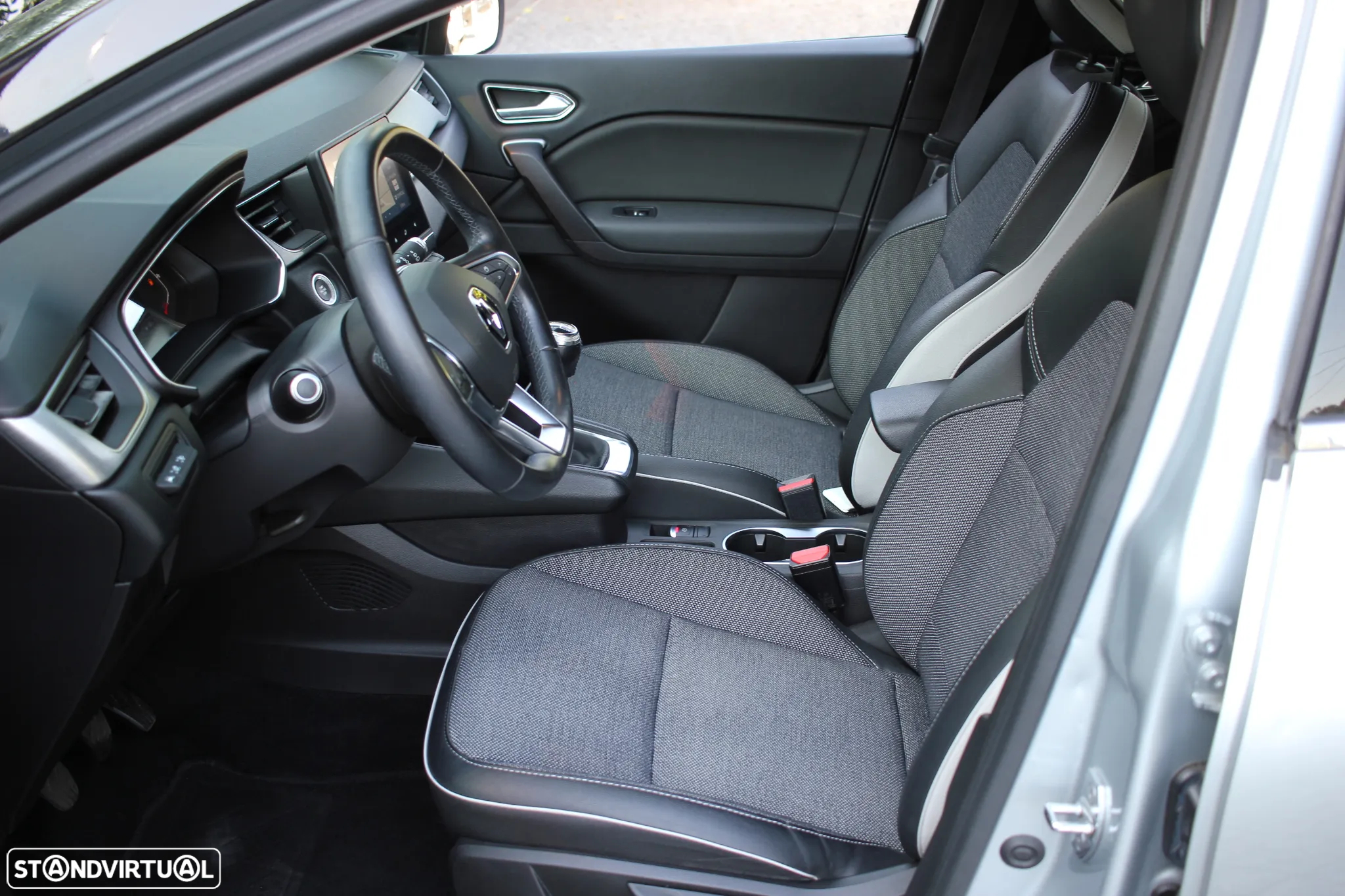 Renault Captur 1.0 TCe Exclusive - 10