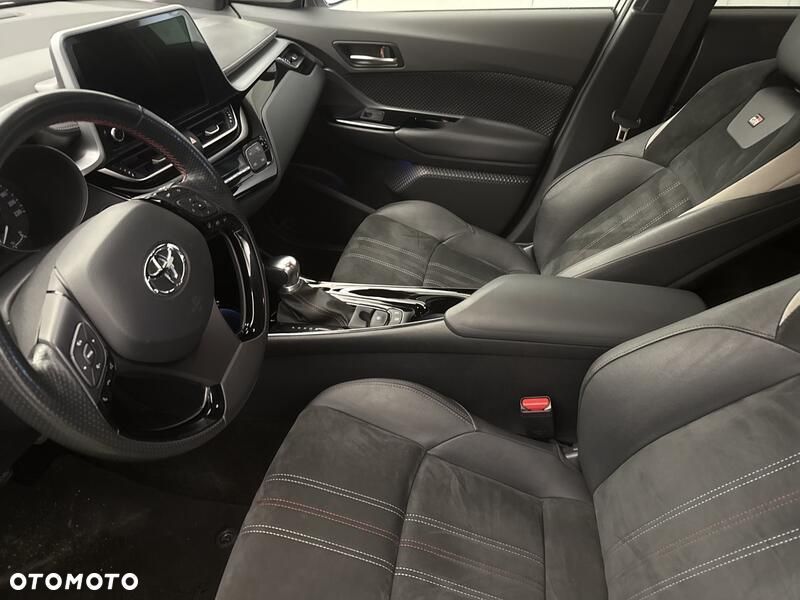 Toyota C-HR 1.8 Hybrid GPF GR Sport - 11