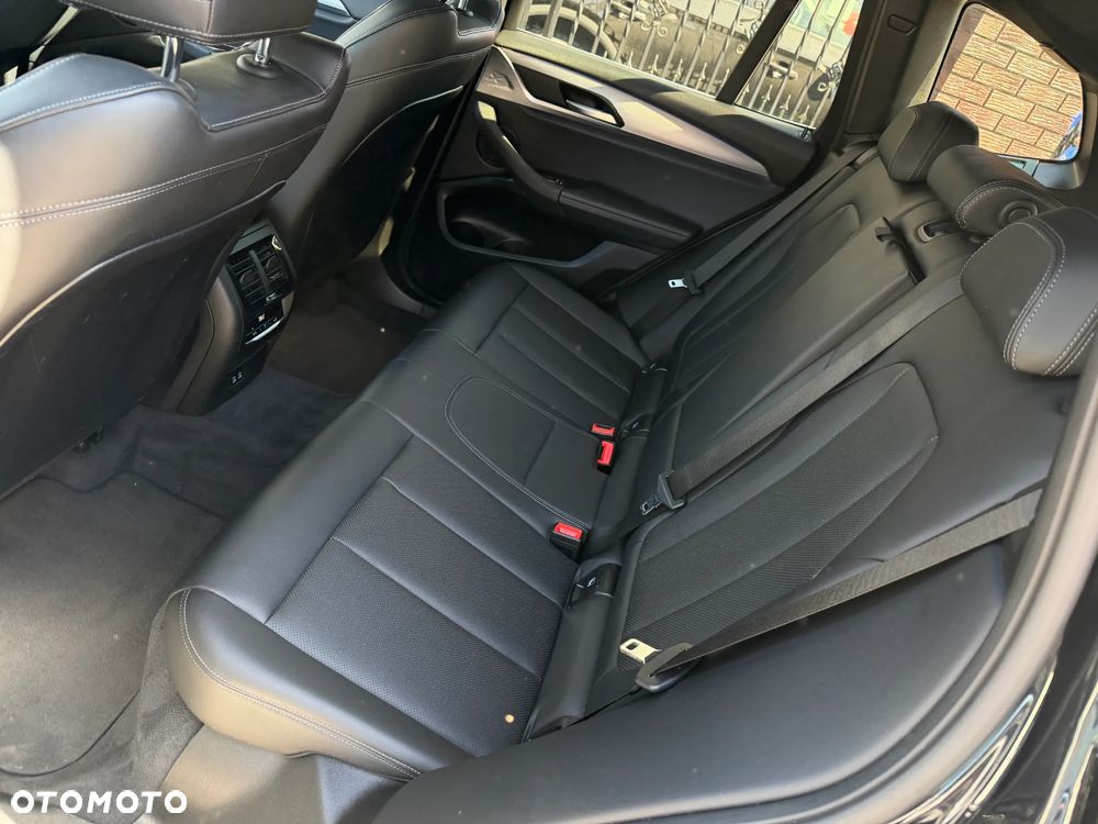 BMW X3 xDrive20d mHEV M Sport sport - 32