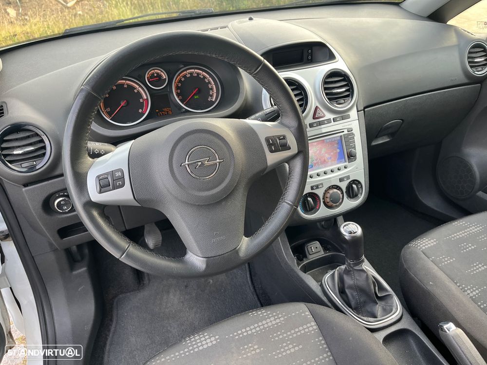 Opel Corsa 1.3 CDTI Enjoy EcoFLEX - 9