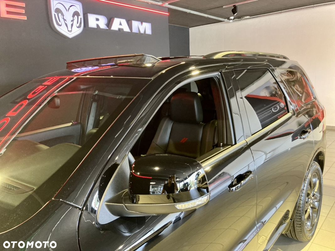 Dodge Durango 5.7 R/T - 12