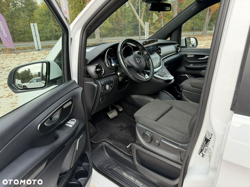 Mercedes-Benz Klasa V 2023