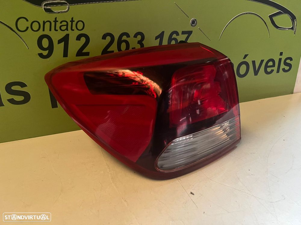 Kia Rio IV - FAROLIM STOP ESQUERDO - FT499 - 3