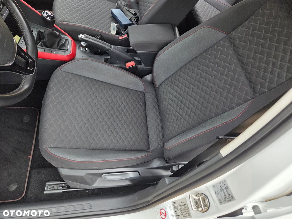 Volkswagen Polo 1.6 TDI SCR JOIN - 29