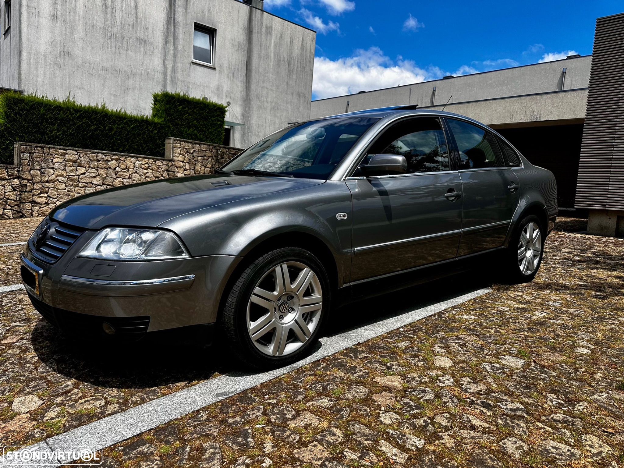VW Passat 1.9 TDi Highline - 1