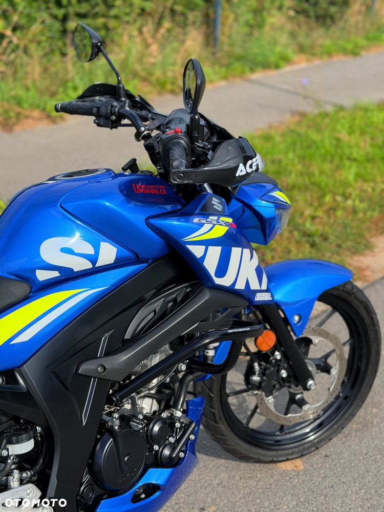 Suzuki GSX - 20