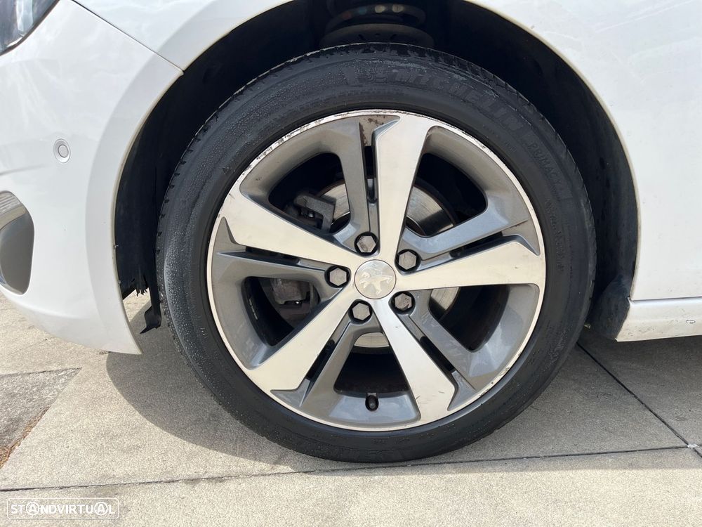 Peugeot 308 SW 1.2 PureTech Allure - 13