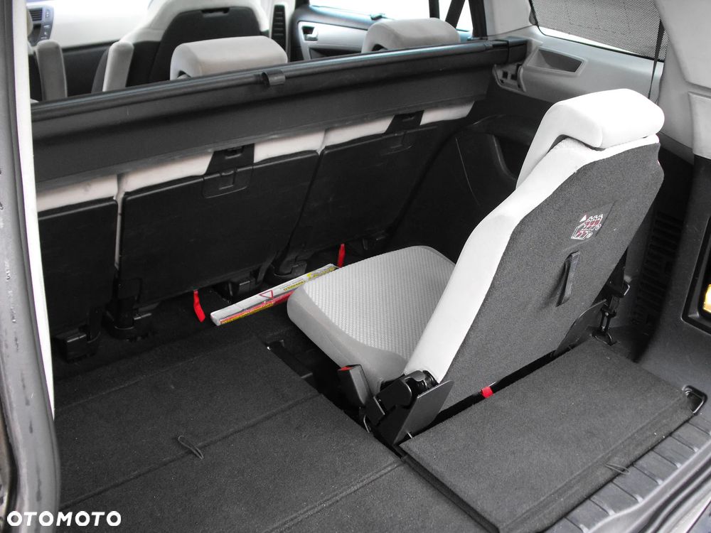 Citroën C4 Picasso - 13