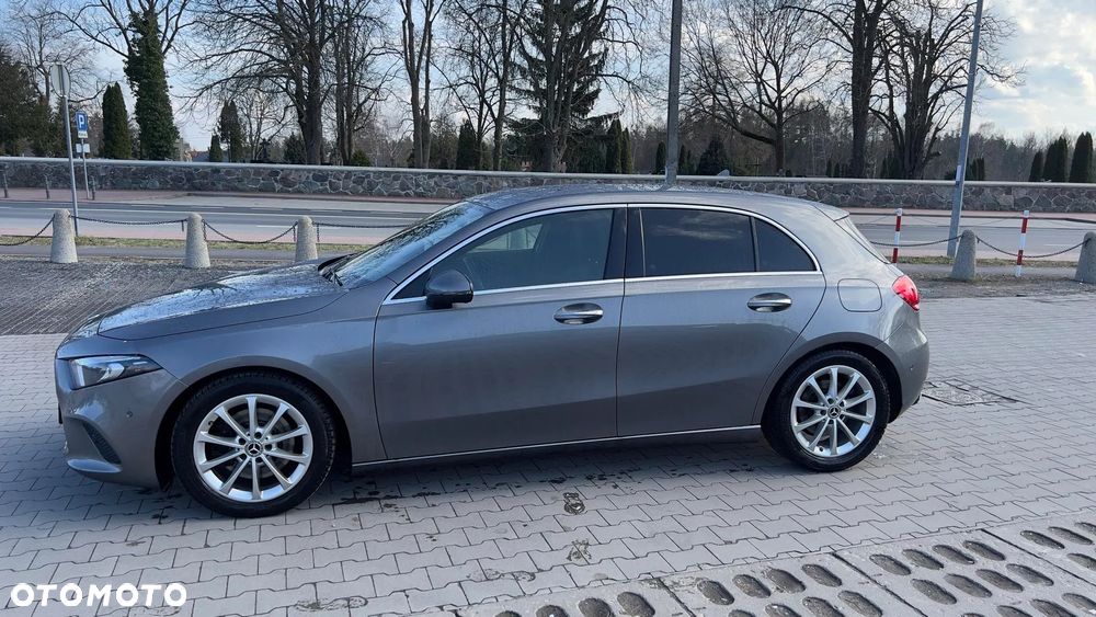 Mercedes-Benz Klasa A 220 4-Matic Progressive 7G-DCT - 2