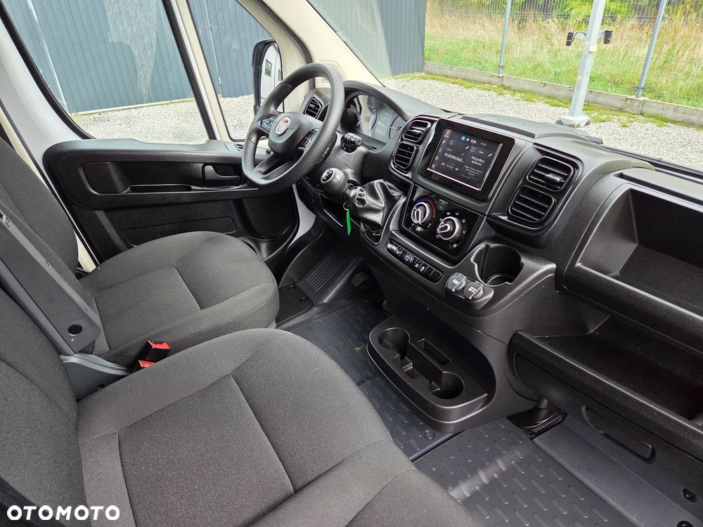 Fiat Ducato 2.2 160KM/ Kontener dł: 4.30 / Winda DHOLLANDIA 750Kg / Klima / - 24
