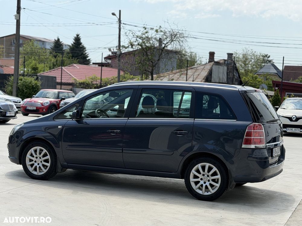 Opel Zafira - 16