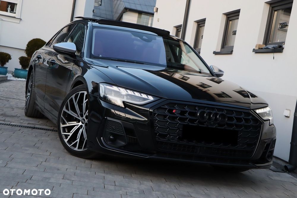 Audi S8 - 4