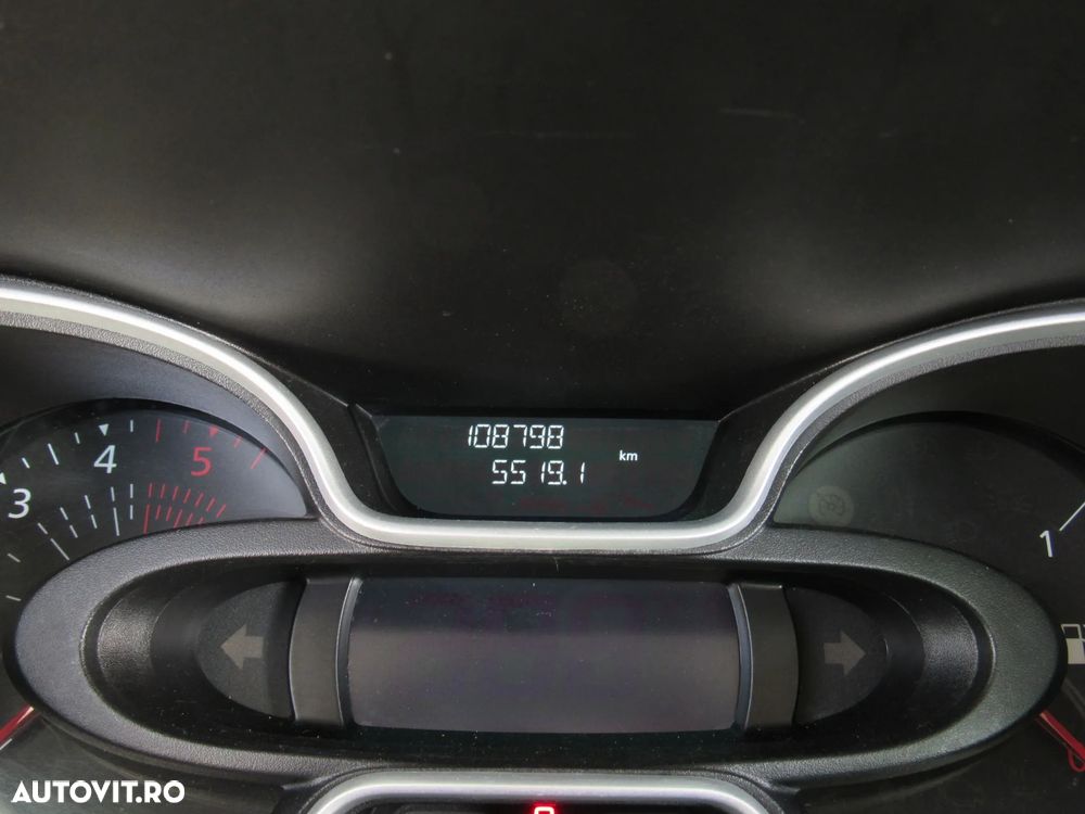 Renault Trafic - 12