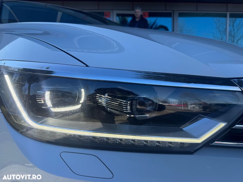 Volkswagen Passat 2.0 TDI SCR DSG 4Motion Business - 21