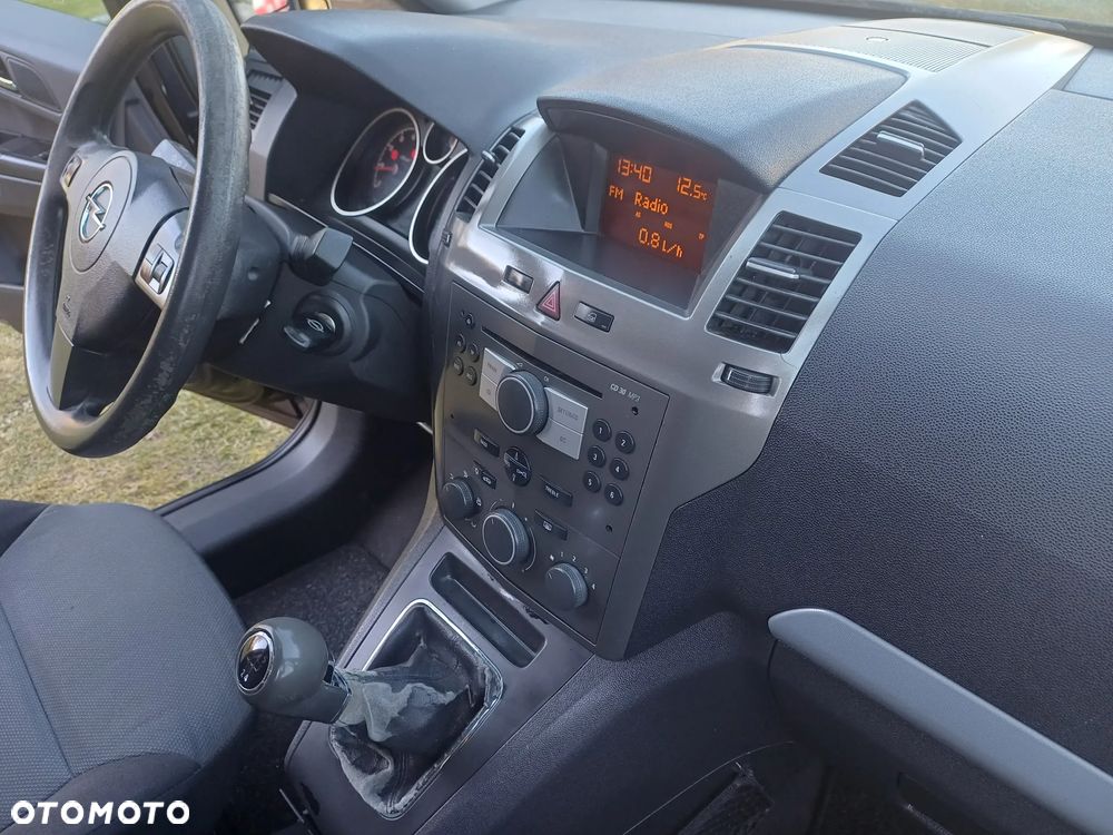 Opel Zafira 1.6 - 14