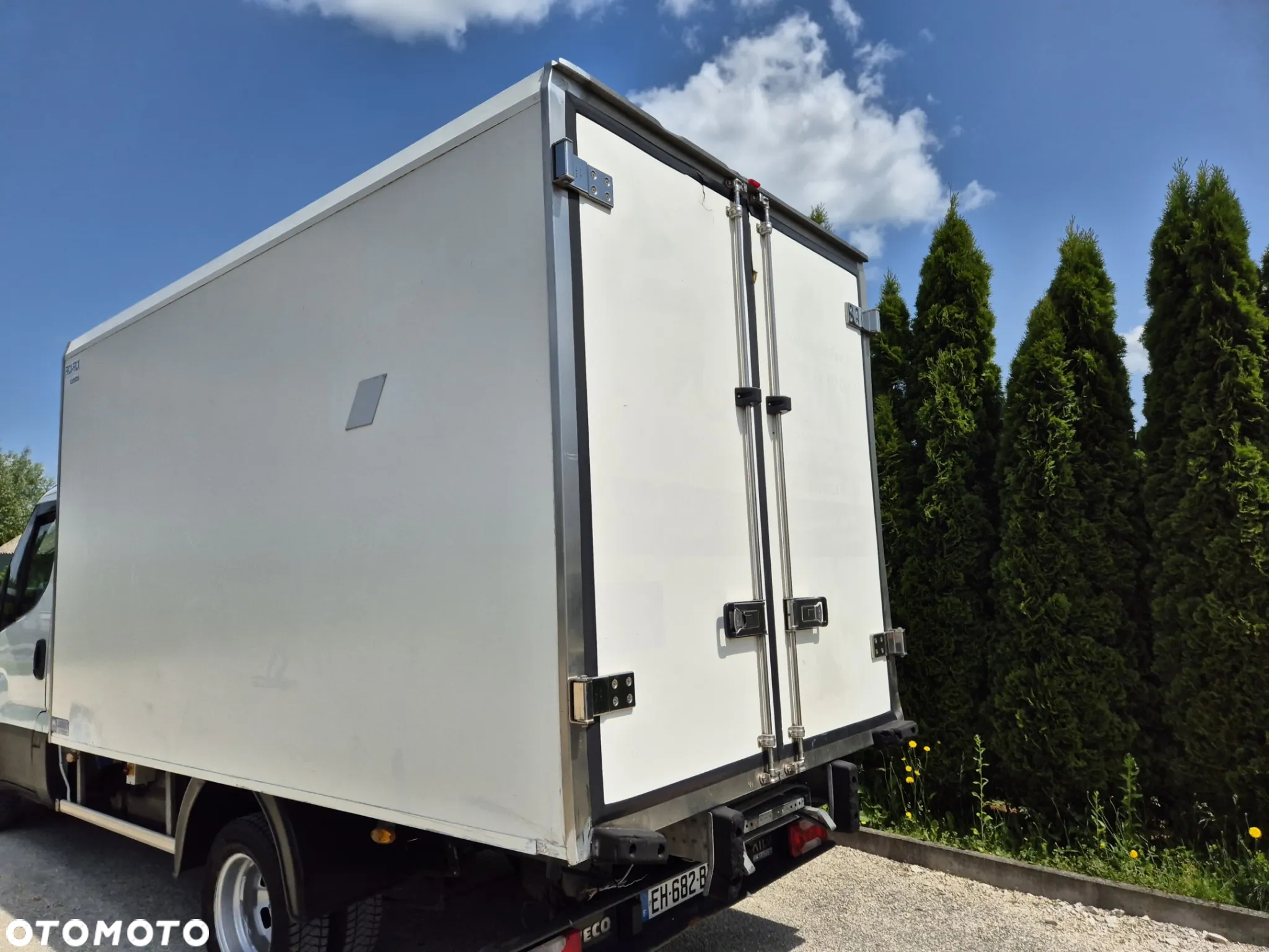 Chłodnia Mroźnia 3.6m 2017 rok Carrier Xarios 600 zasilanie stacjonarne 230v , 2 parowniki, stan bdb! - 4