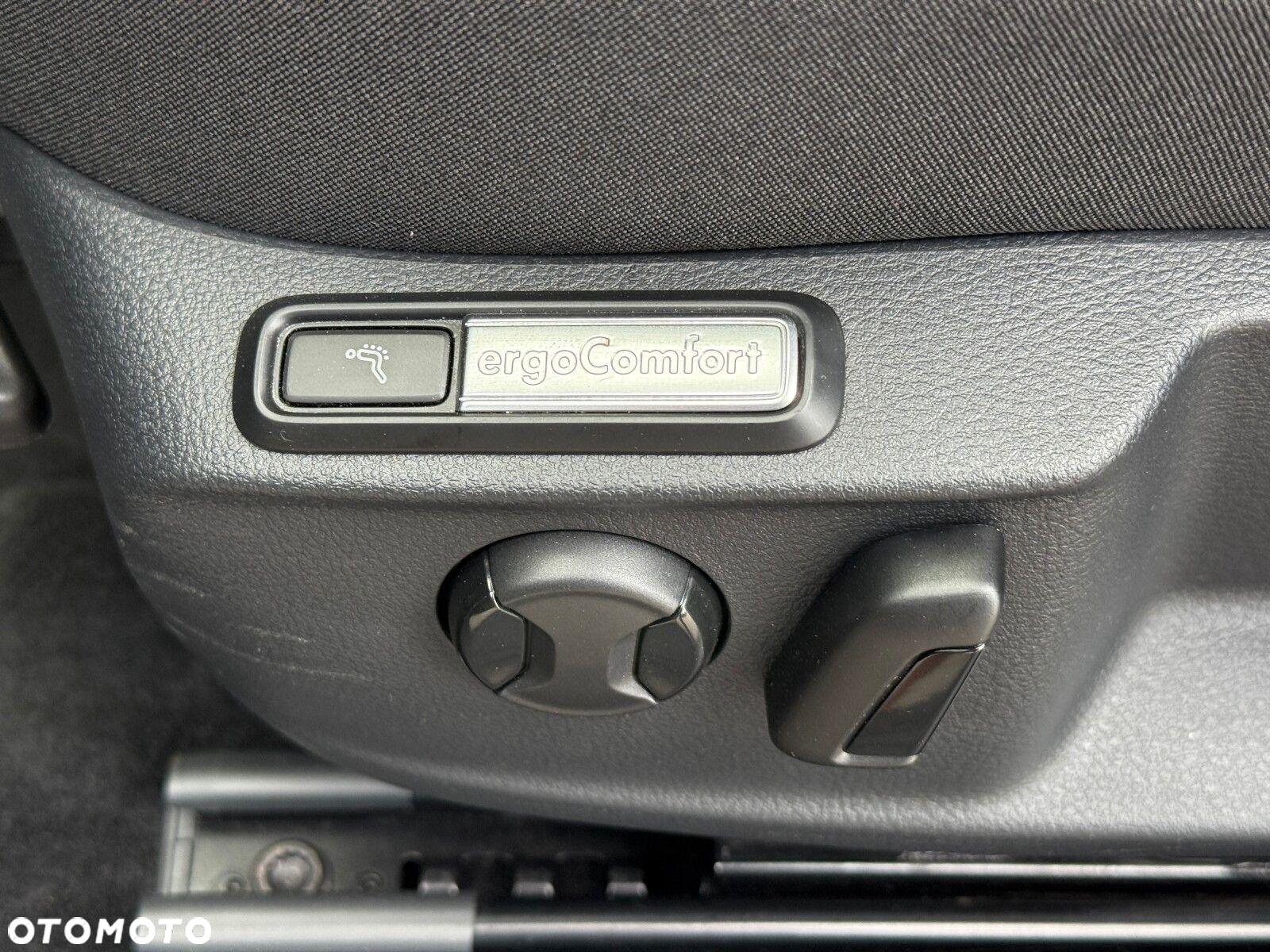 Volkswagen Passat 2.0 TSI Business DSG - 32