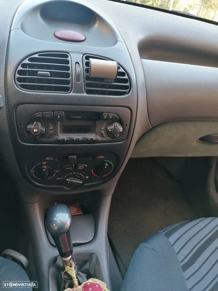 Peugeot 206 - 6