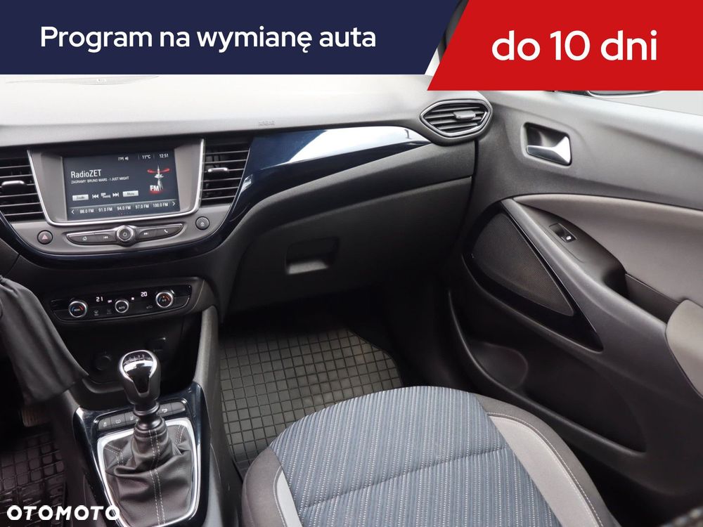 Opel Crossland X - 10