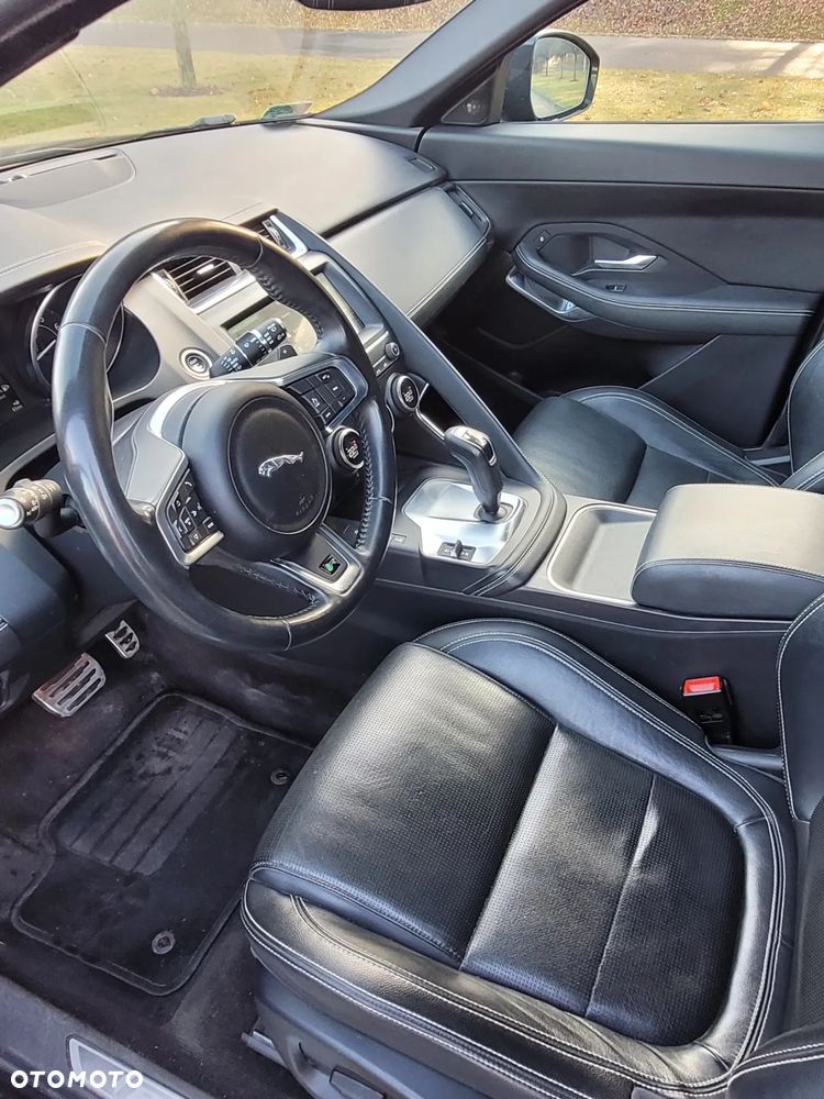 Jaguar E-Pace 2.0 i4P AWD R-Dynamic - 25