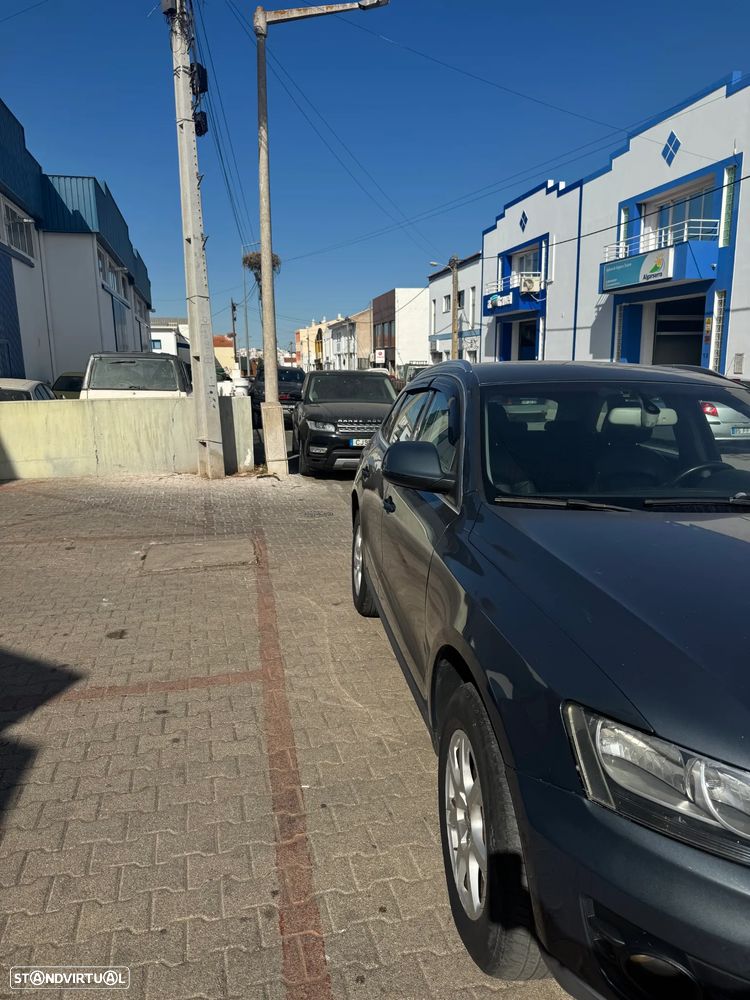 Audi Q5 2010 photo 2