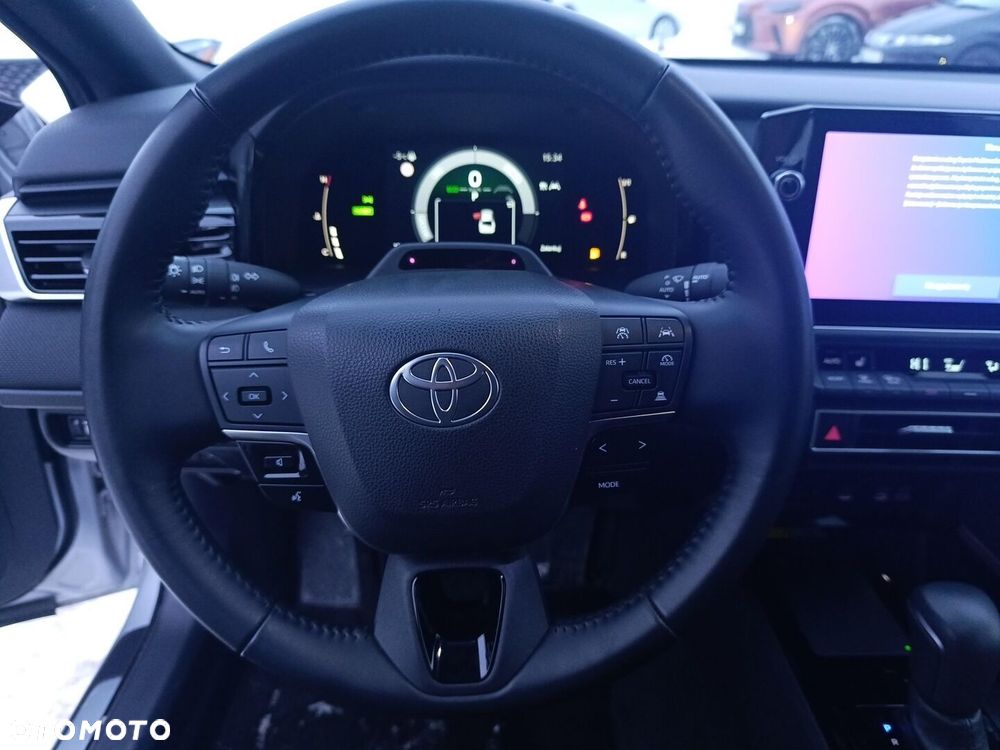 Toyota Camry - 29