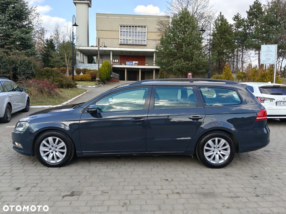 Volkswagen Passat 1.6 TDI Comfortline - 3