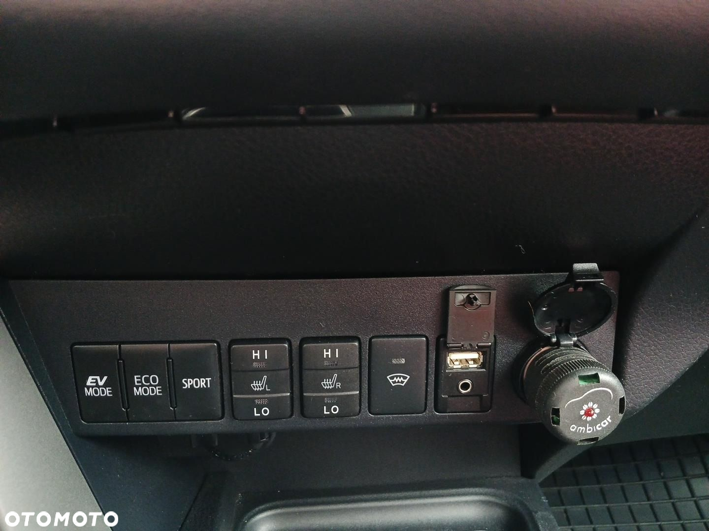 Toyota RAV4 - 15