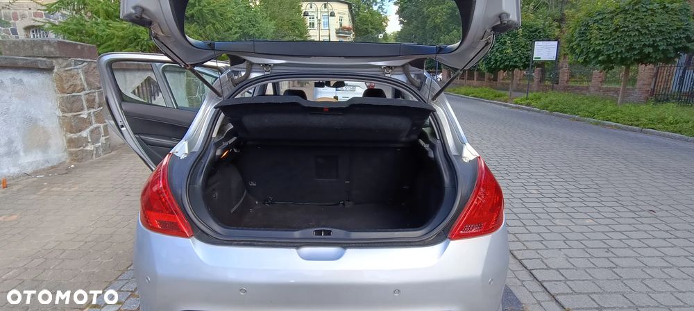 Peugeot 308 1.6 Premium Plus - 2