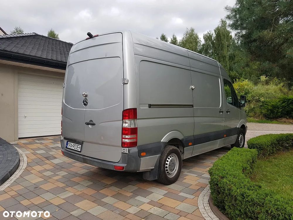 Mercedes-Benz Sprinter - 7