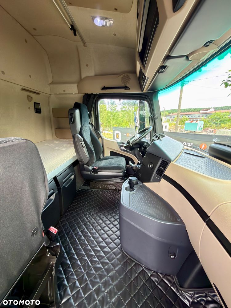 Mercedes-Benz ACTROS 1845 / 2019 / 560000 KM / BEZ RETARDERA / DWA ZBIORNIKI / - 20