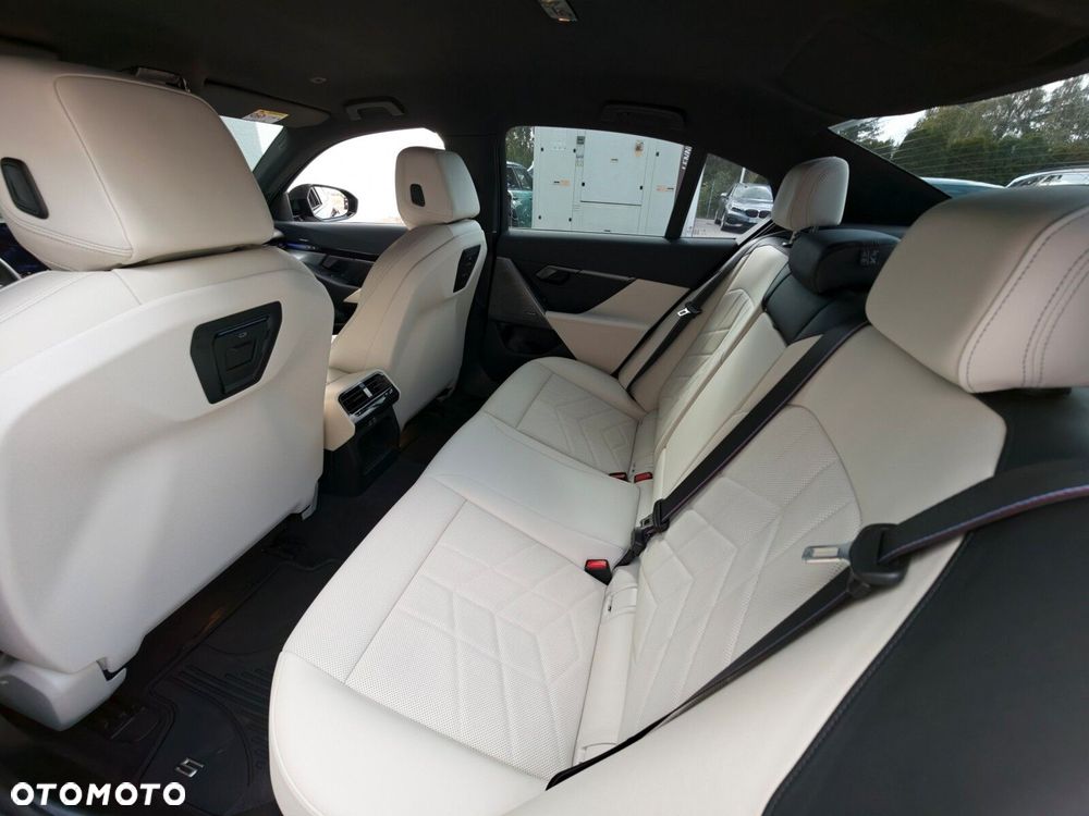 BMW Seria 5 - 10