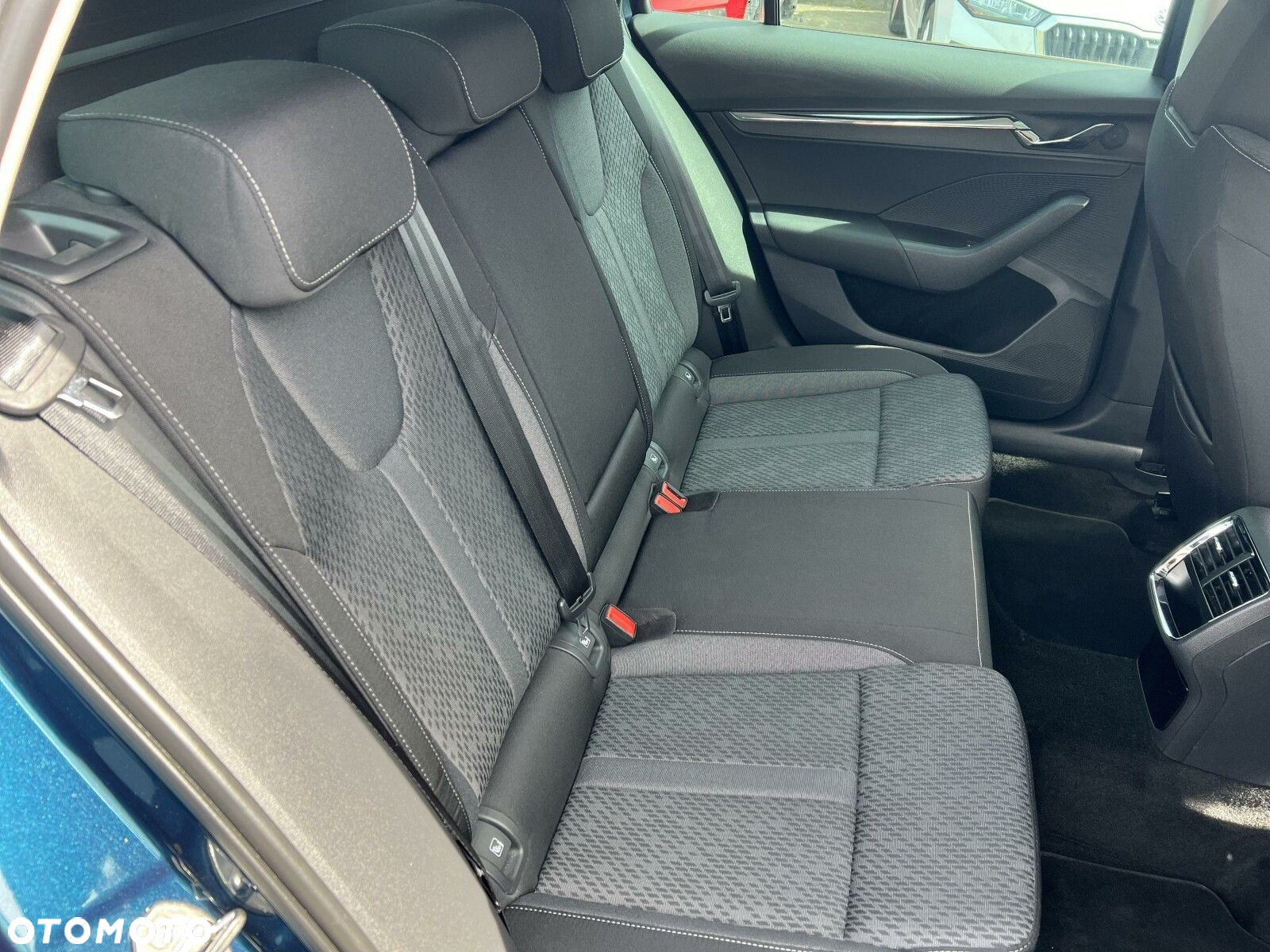 Skoda Octavia 2.0 TDI SCR Style DSG - 13