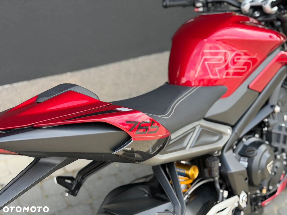 Triumph Street Triple - 6