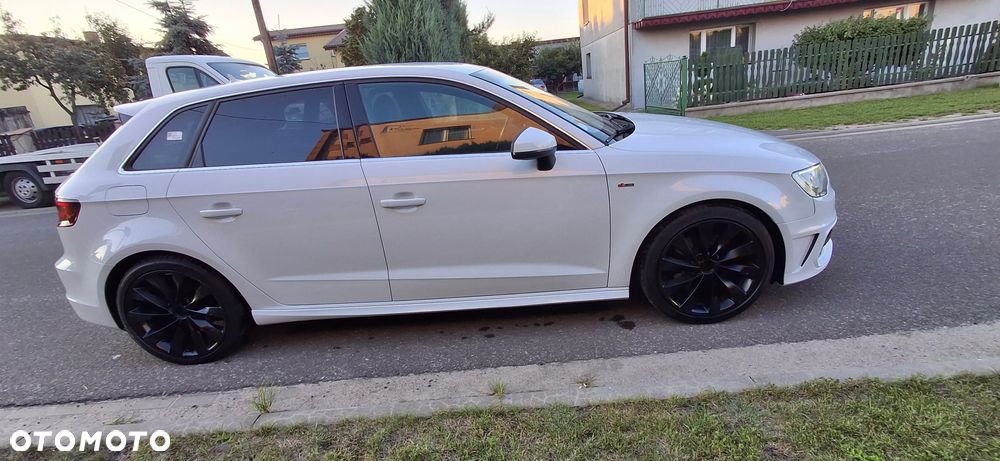 Audi A3 Sportback 2.0 TDI (clean diesel) S line Sportpaket - 4