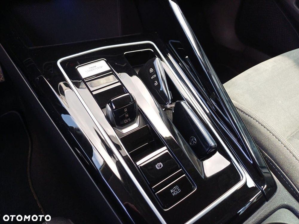 Volkswagen Golf - 21